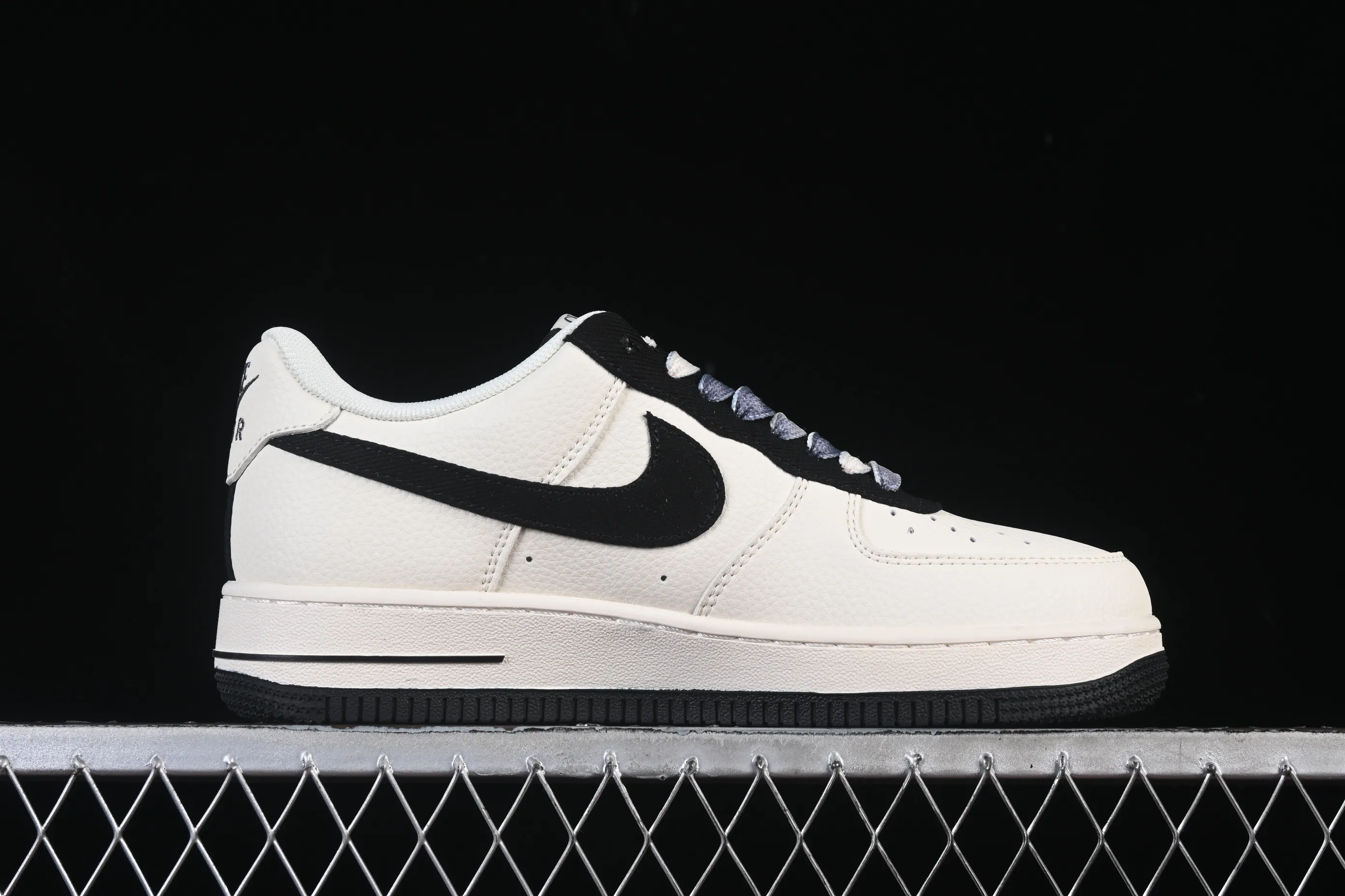 All categories Nk Air Force 1 Air Force series Nk Air Force 1 Low Air Force low-top Nike Air Force 1'07 Low Gucci co-branded off-white black canvas hook Air Force 1 low-top casual sneakers XD2588-605